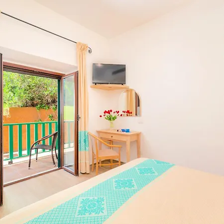 Hotel Dei Pini 4*