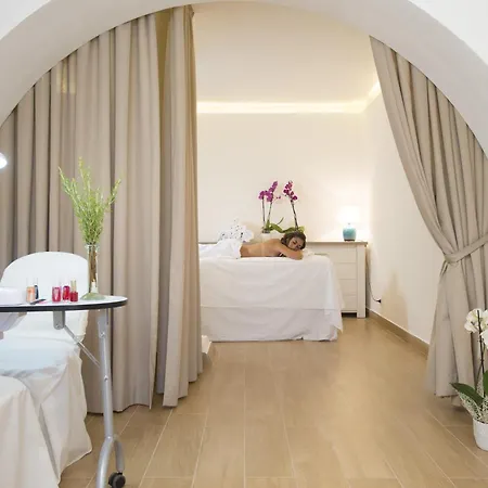 Hotel Dei Pini 4*