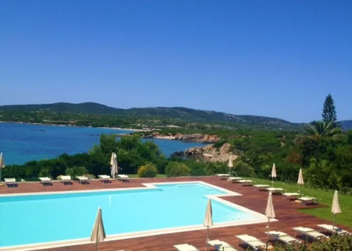 Dei Pini Hotel Fertilia